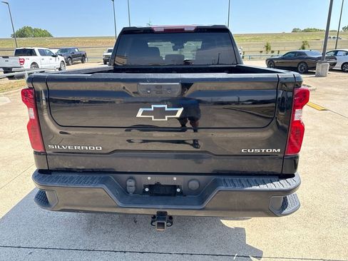 Used 2022 Chevrolet Silverado 1500 Custom RWD image 8