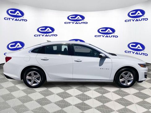 Used 2023 Chevrolet Malibu LS w/ Driver Confidence Package FWD image 2