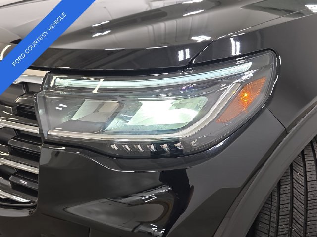 Used 2026 Ford Explorer Active w/ Active Comfort Package AWD/4WD image 29