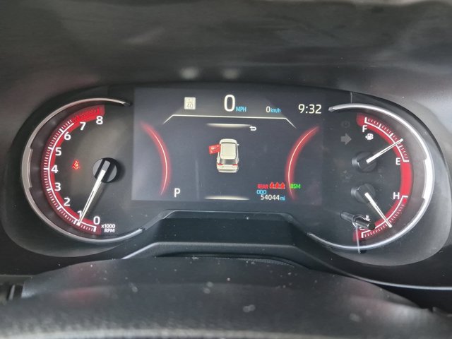 Used 2025 Toyota RAV4 XLE FWD image 19