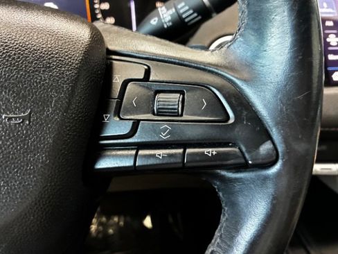 Used 2019 Cadillac XT4 Premium Luxury FWD image 21