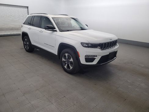 Used 2022 Jeep Grand Cherokee Limited 4xe AWD/4WD image 13