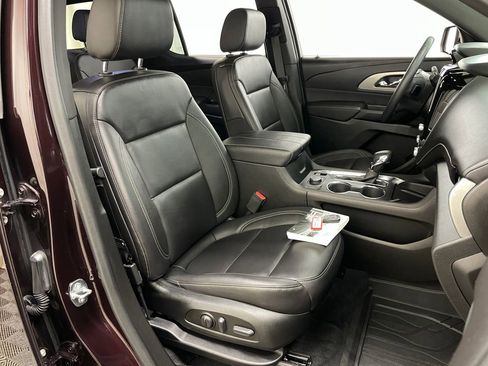 Used 2023 Chevrolet Traverse LT w/ LPO, Floor Liner Package AWD/4WD image 36