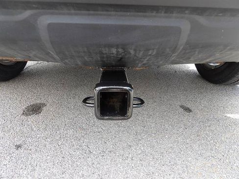 Certified 2023 GMC Terrain SLT w/ LPO, Floor Liner Package AWD/4WD image 38