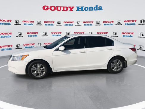 Used 2011 Honda Accord LX-P image 5
