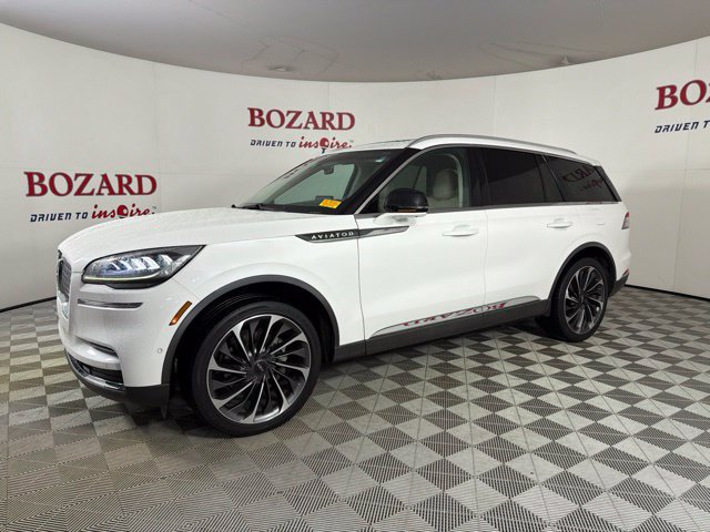 Certified 2023 Lincoln Aviator Reserve w/ Equipment Group 201A AWD/4WD image 5
