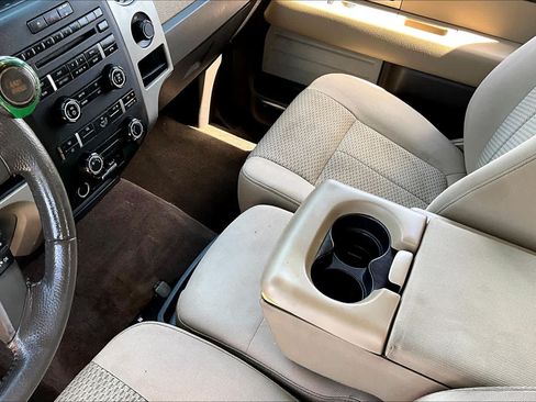 Used 2010 Ford F150 XLT RWD image 14