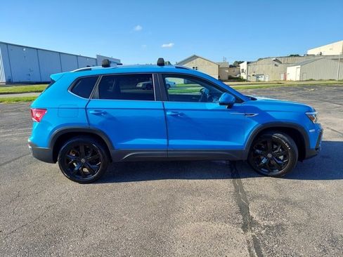 Used 2022 Volkswagen Taos SE image 16