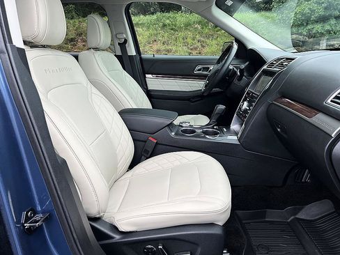 Used 2018 Ford Explorer Platinum AWD/4WD image 20