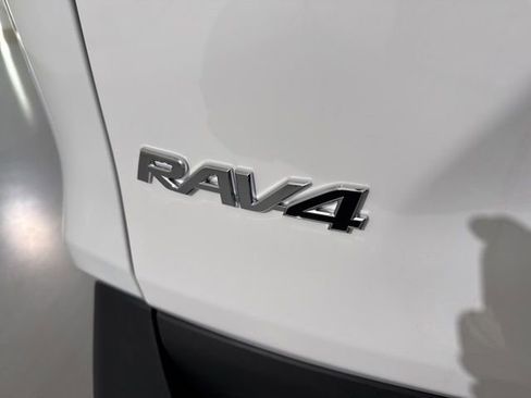 New 2025 Toyota RAV4 XLE image 9