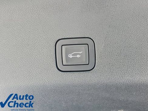 Used 2025 Cadillac Escalade Sport Platinum AWD/4WD image 10
