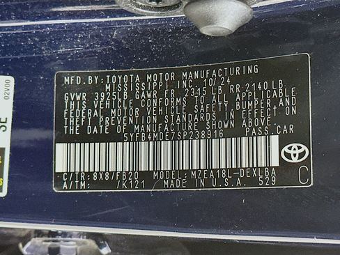 Used 2025 Toyota Corolla LE image 12