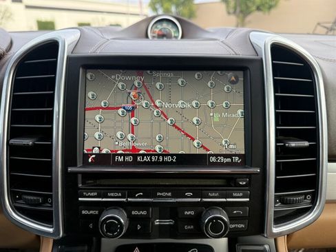 Used 2016 Porsche Cayenne GTS w/ Premium Package Plus AWD/4WD image 46