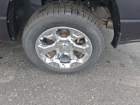 Used 2019 RAM 1500 Big Horn image 7