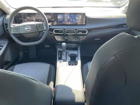 New 2026 Nissan Sentra SV w/ SV Convenience Package FWD image 13