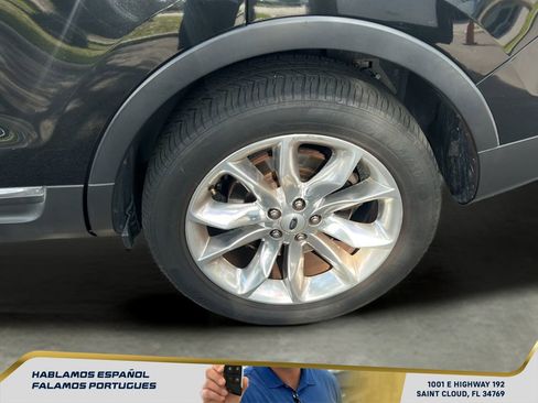 Used 2014 Ford Explorer XLT w/ Equipment Group 202A FWD image 35