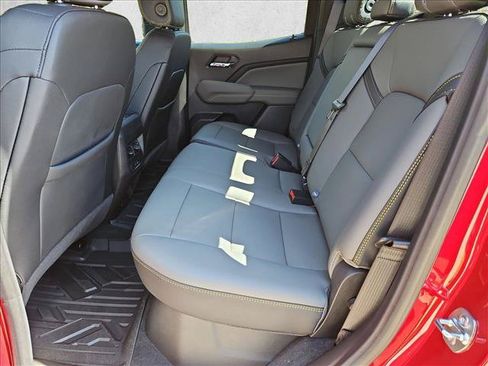 Used 2025 Chevrolet Colorado ZR2 AWD/4WD image 19