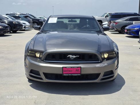 Used 2014 Ford Mustang Coupe RWD image 4