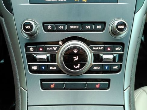 Used 2019 Lincoln MKZ Premiere FWD image 10