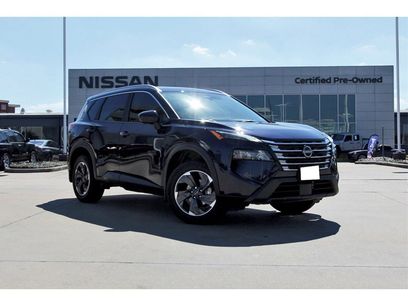 Used 2024 Nissan Rogue SV w/ SV Premium Package