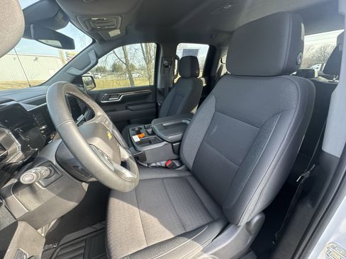 Certified 2024 Chevrolet Silverado 1500 LT image 11