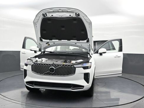 New 2026 Volvo XC90 T8 Ultra AWD/4WD image 35