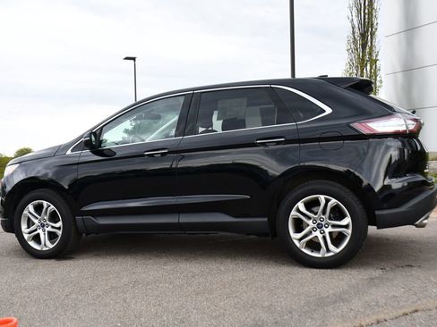 Used 2018 Ford Edge Titanium w/ Equipment Group 302A AWD/4WD image 3