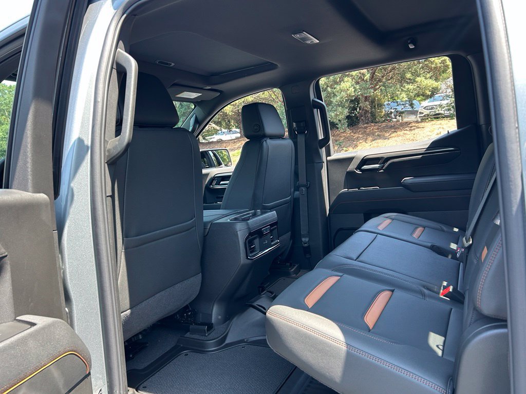 New 2026 GMC Sierra 1500 AT4 w/ AT4 Premium Package AWD/4WD image 46