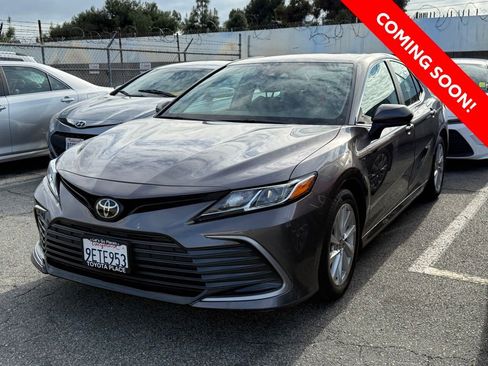 Certified 2023 Toyota Camry LE image 3