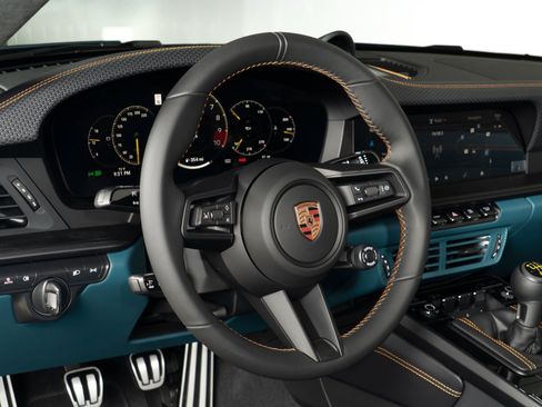 Used 2026 Porsche 911 GT3 RWD image 16