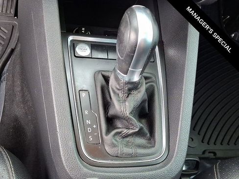 Used 2018 Volkswagen Jetta SE image 19