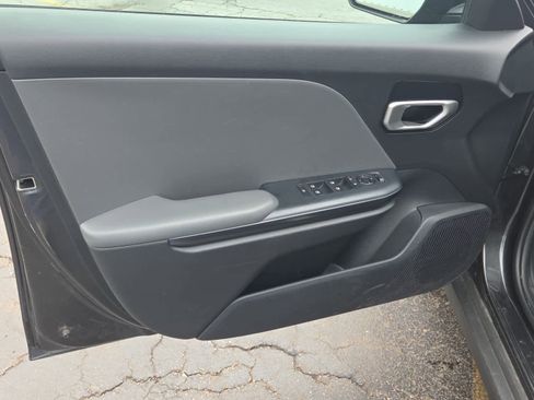 Used 2025 Kia K4 FWD image 13