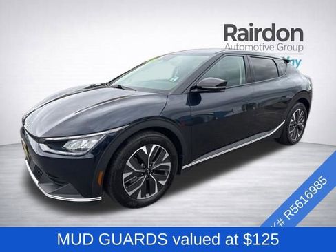 Used 2024 Kia EV6 Light AWD/4WD image 3