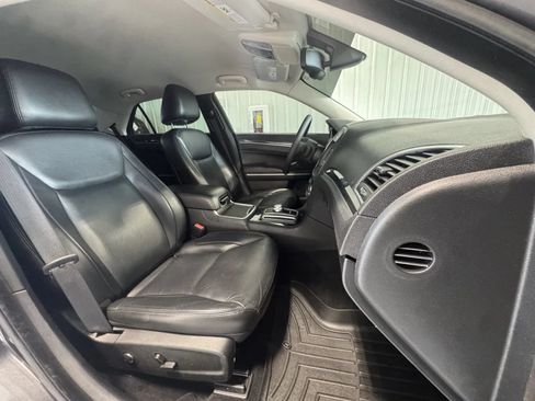 Used 2022 Chrysler 300 Touring L AWD/4WD image 23