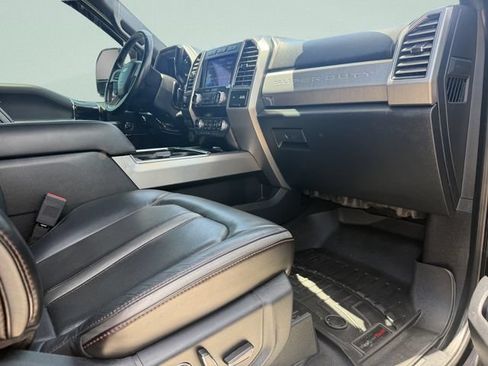 Used 2020 Ford F350 Platinum AWD/4WD image 17