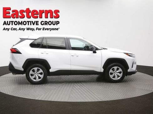Used 2024 Toyota RAV4 LE AWD/4WD image 43