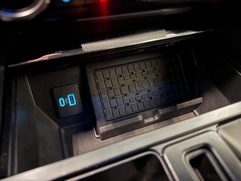 Used 2023 Ford F150 Lariat w/ Equipment Group 502A High image 41