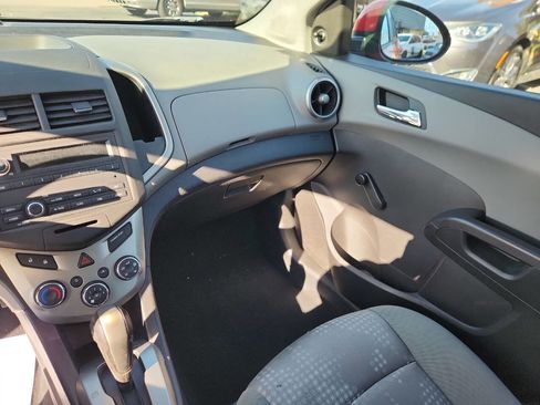 Used 2014 Chevrolet Sonic LS image 22