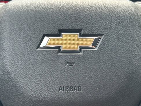 Used 2025 Chevrolet Blazer LT image 35