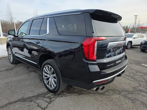 Used 2021 GMC Yukon Denali w/ Denali Premium Package image 4