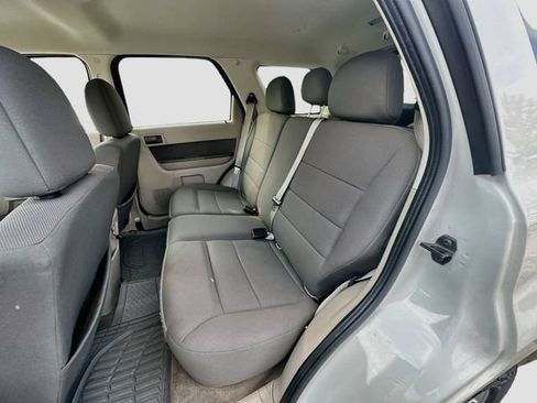 Used 2010 Ford Escape XLT FWD image 21