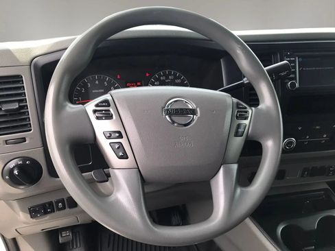 Used 2018 Nissan NV 2500 SV w/ Navigation Package RWD image 17