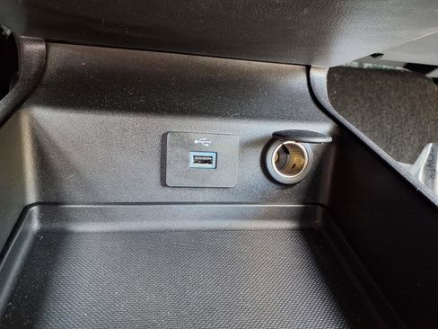Used 2018 Ford Fusion S FWD image 10