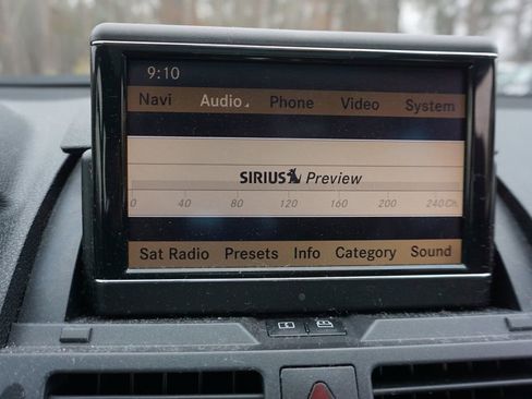 Used 2010 Mercedes-Benz C 300 4MATIC Sedan image 11