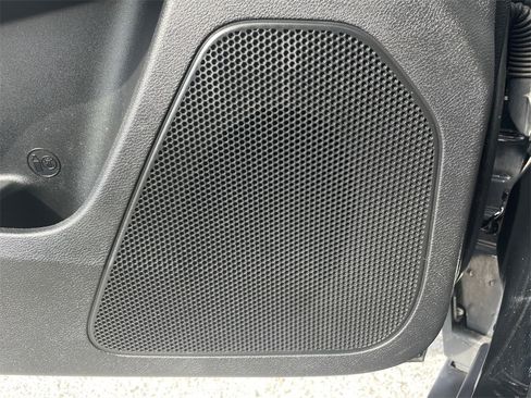 Used 2021 Jeep Cherokee Latitude Plus image 35