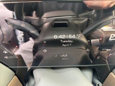 Used 2026 GMC Yukon XL Denali Ultimate image 11