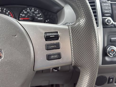 Used 2018 Nissan Frontier S RWD image 34