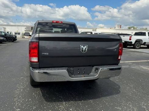 Used 2019 RAM 1500 Classic SLT RWD image 7