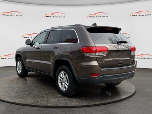 Used 2019 Jeep Grand Cherokee Laredo image 8
