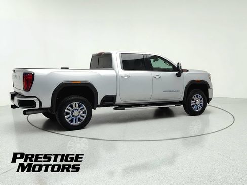 Used 2022 GMC Sierra 3500 Denali w/ Denali Ultimate Package AWD/4WD image 8